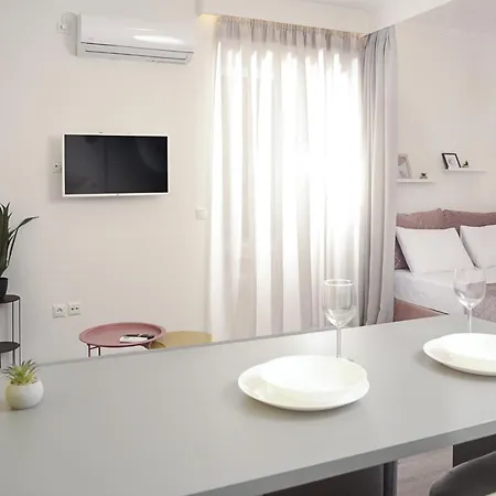 Apartment Theros, Just Walk To The Kalamata
