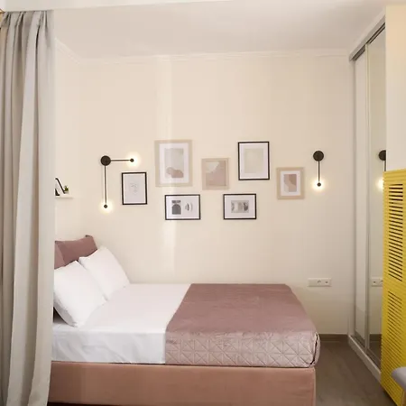 Apartment Theros, Just Walk To The *